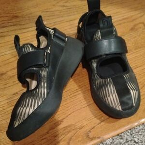 United Nude Black and Tan Sneakers with Velcro Closure